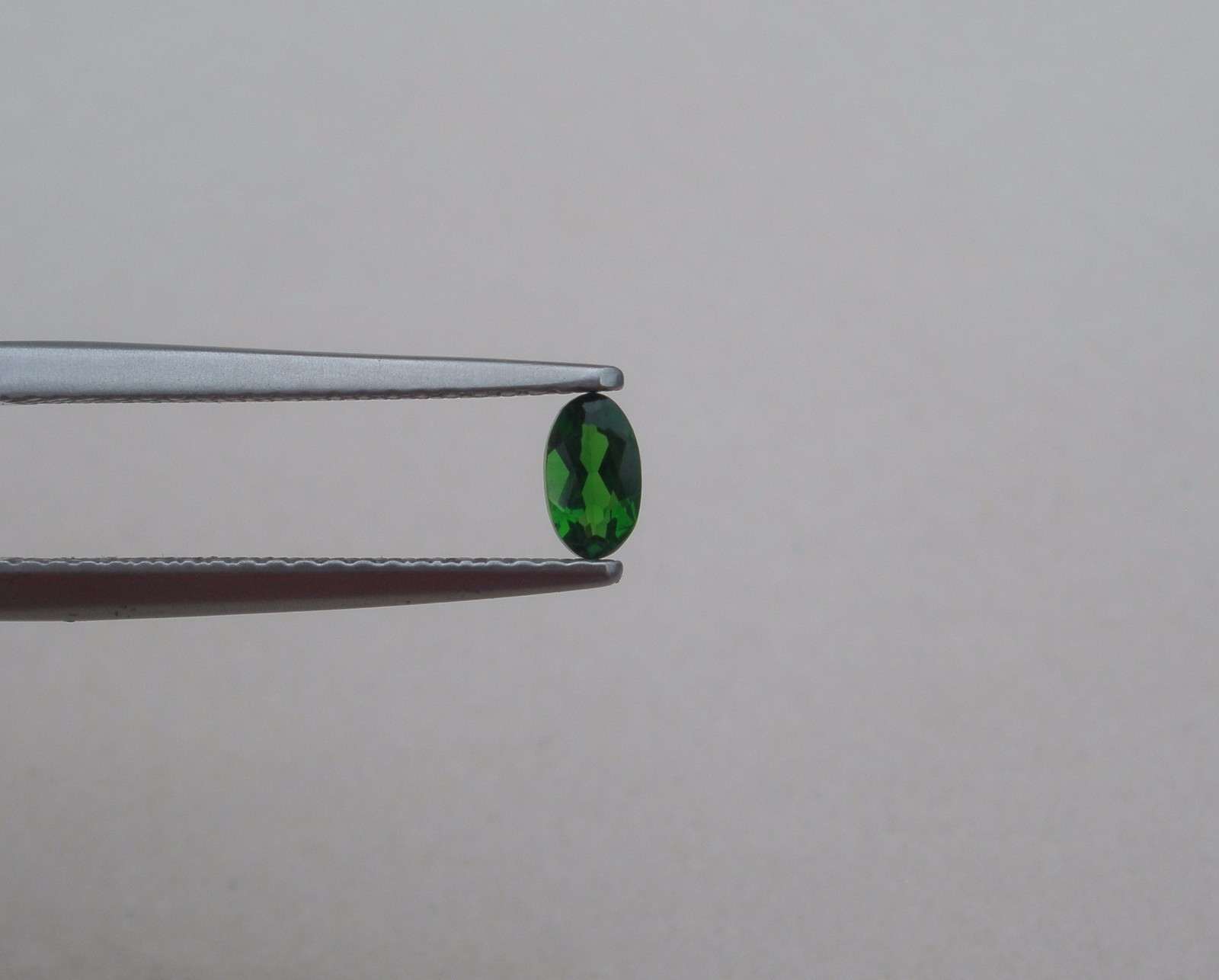 Green Chrome Diopside Oval Gems 5x3mm