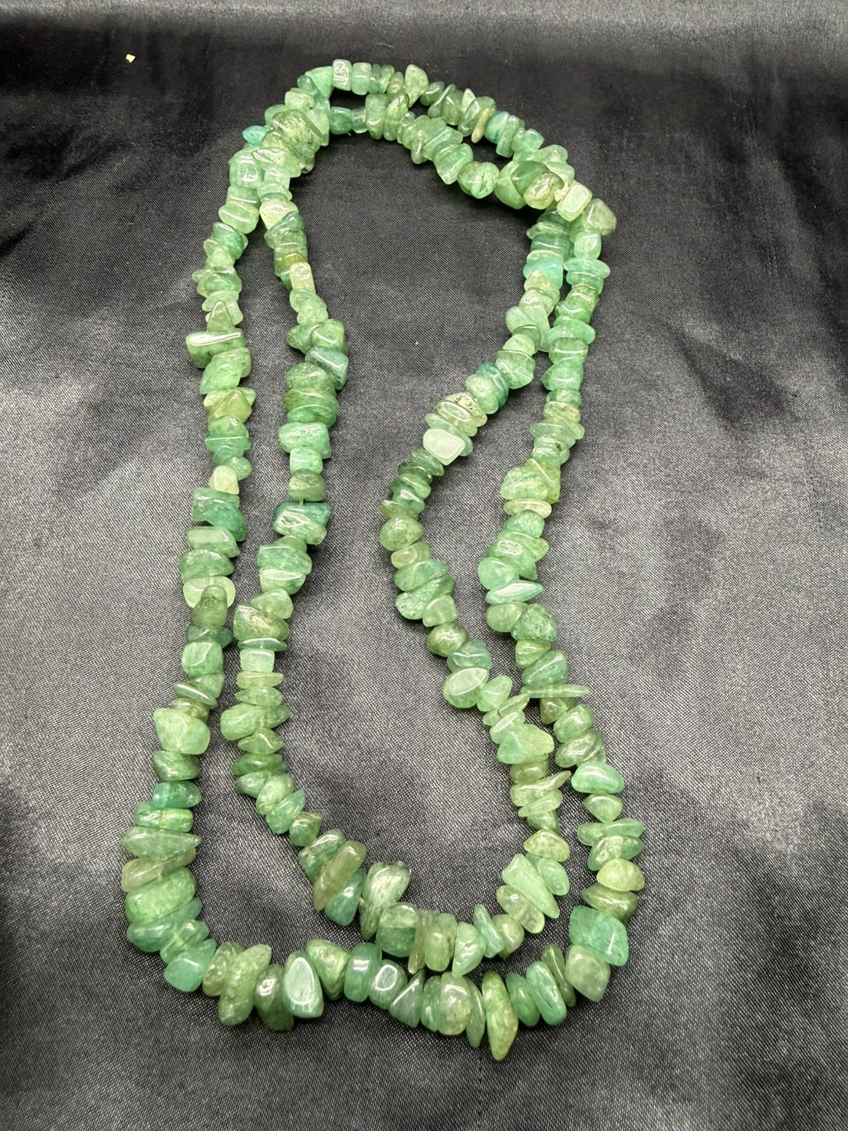 Vintage Green Quartz Crystal Chip Aventurine Strung Necklace 34 Inch 99 Gram D6