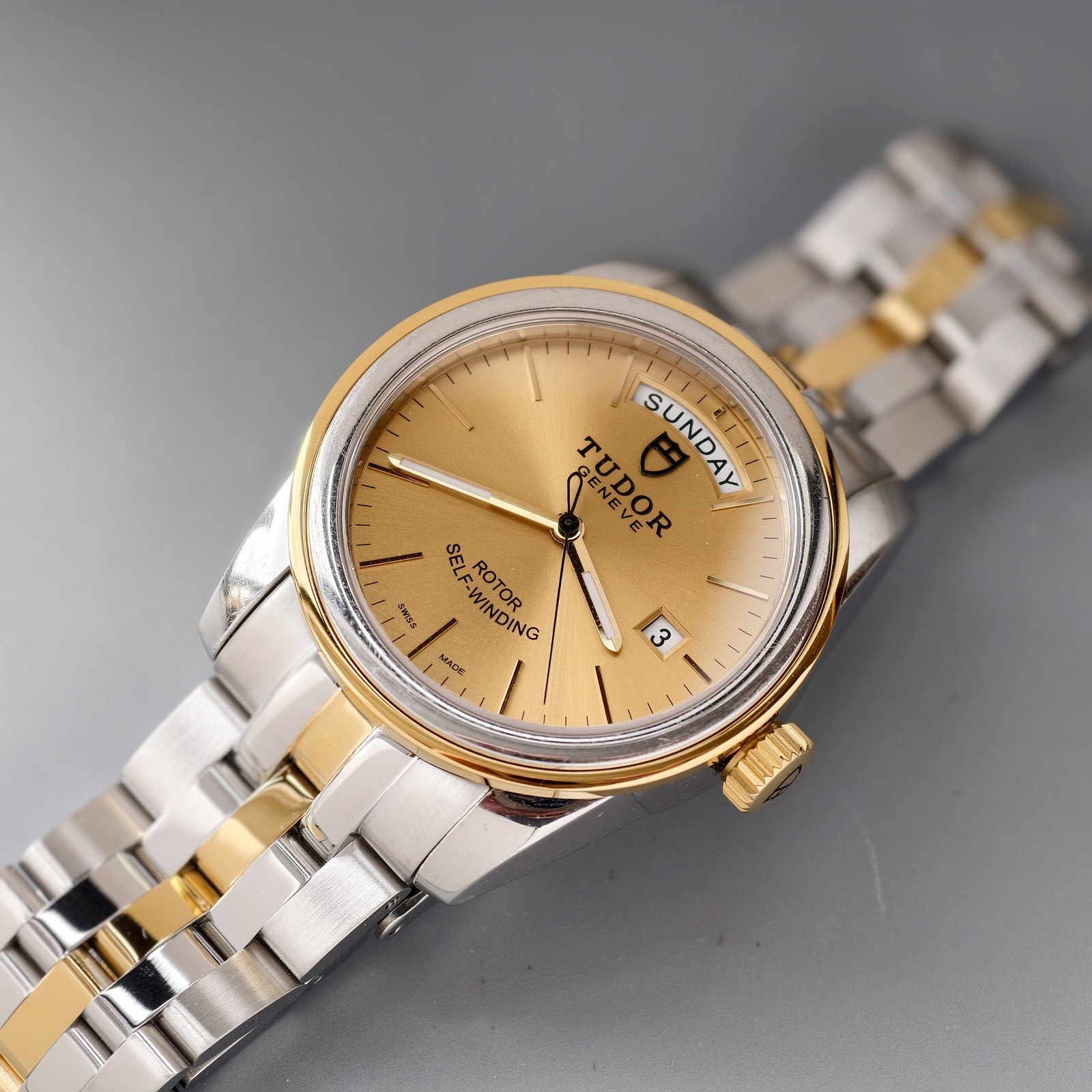 Tudor Gilding Scale Dial Glamour M56003 Men’s Watch Automatic 39mm Date