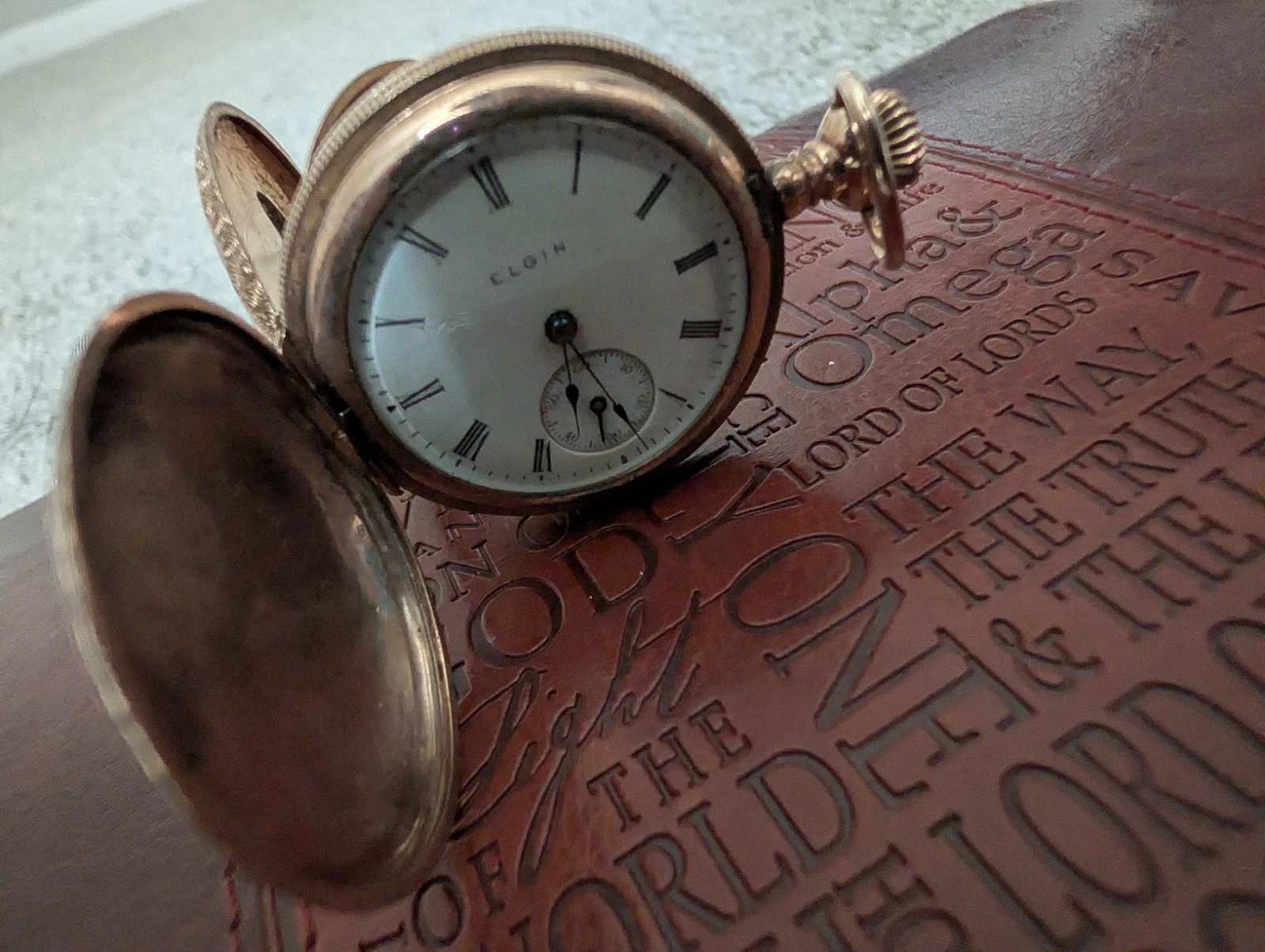 Vintage Elgin 16s Full Hunter Gold Filled Pocket Watch Roman Dial Mechanical
