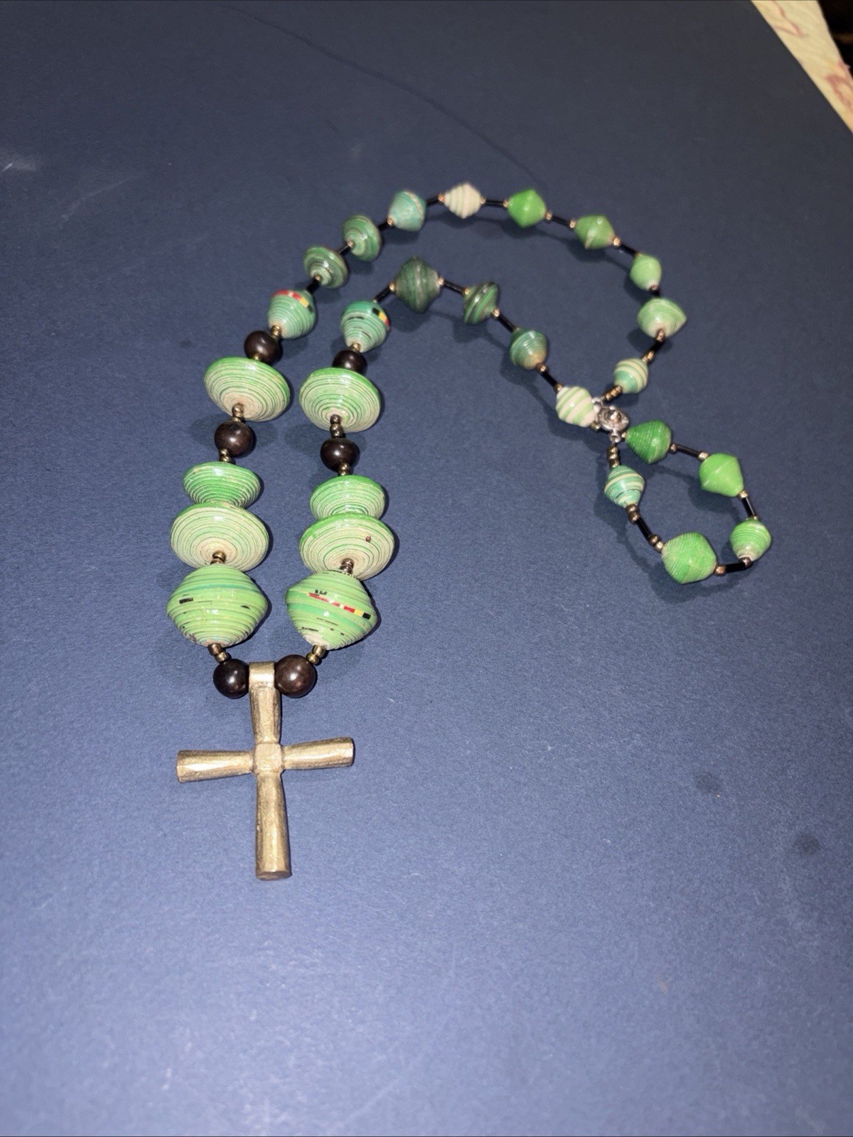 Signed Teng Yue Handmade Green Rolled Paper Bead Cross Necklace Boho Artisan