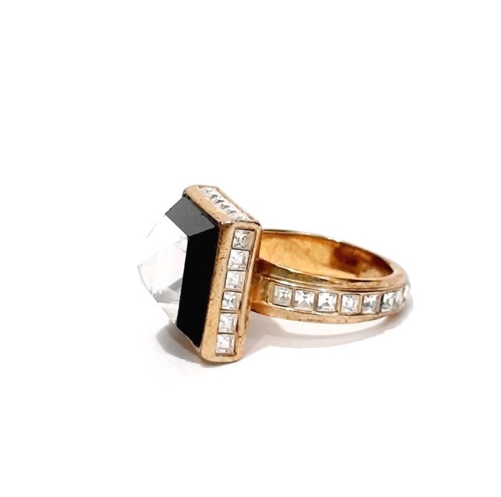 Henri Bendel Pyramid King Tut Statement Ring Size 7 Rare SEE DESCRIPTION