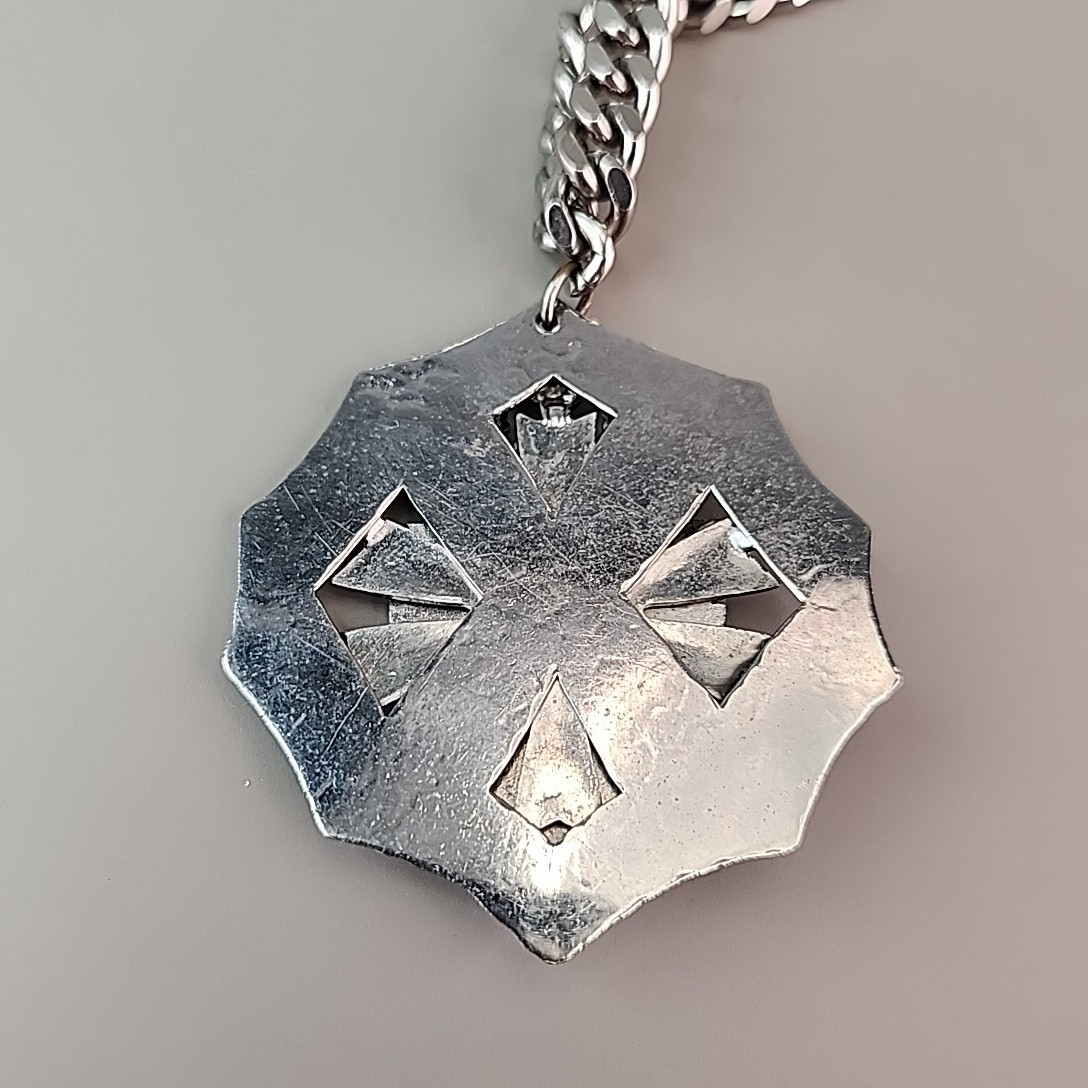 Vintage Shield Pendant Necklace Lion Coat of Arms Heraldic Silver Tone 16″