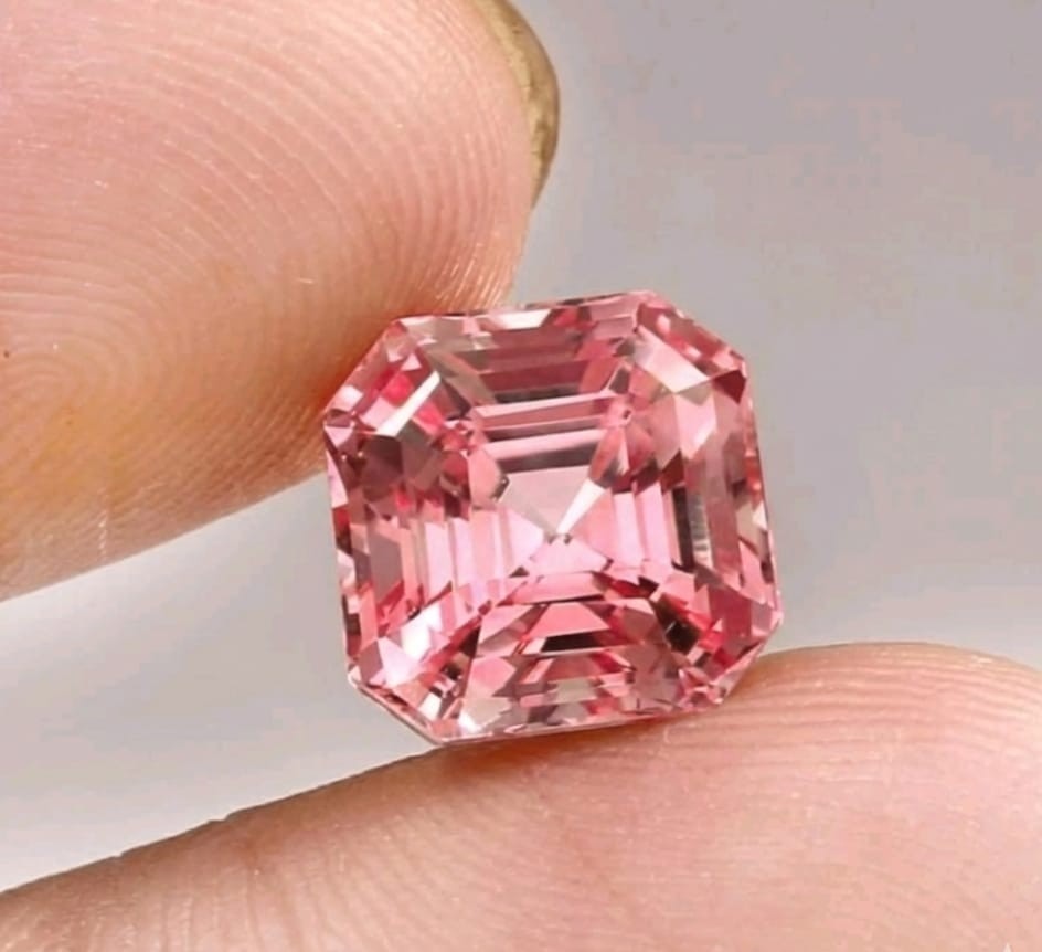 2 CT Fancy Pink Color Asscher Cut VVS1 Moissanite Diamond 7.50MM Gemstone + Gift
