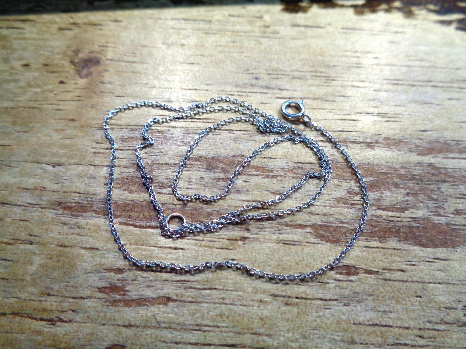 0.8MM PETITE WHITE GOLD-PLATED 925 STERLING SILVER DC ROLO CHAIN NECKLACE 16″
