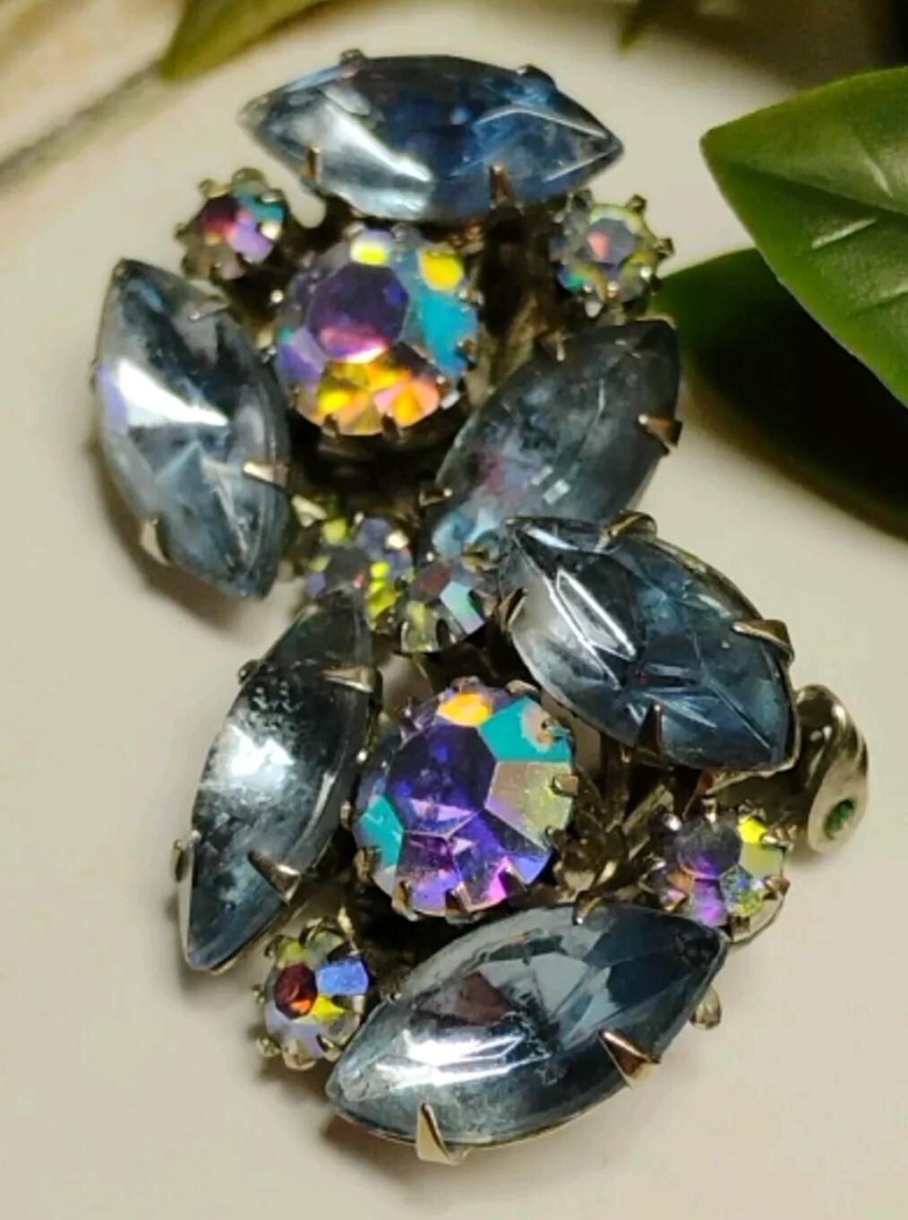 Unsigned CELEBRITY? Light Periwinkle AB Prong Set Rhinestone Clip on Earrings!