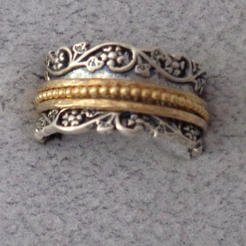 Sterling Silver Two Tone Spinner Band Ring Signed PZ Sz 7 – 7.5 Intricate Scroll
