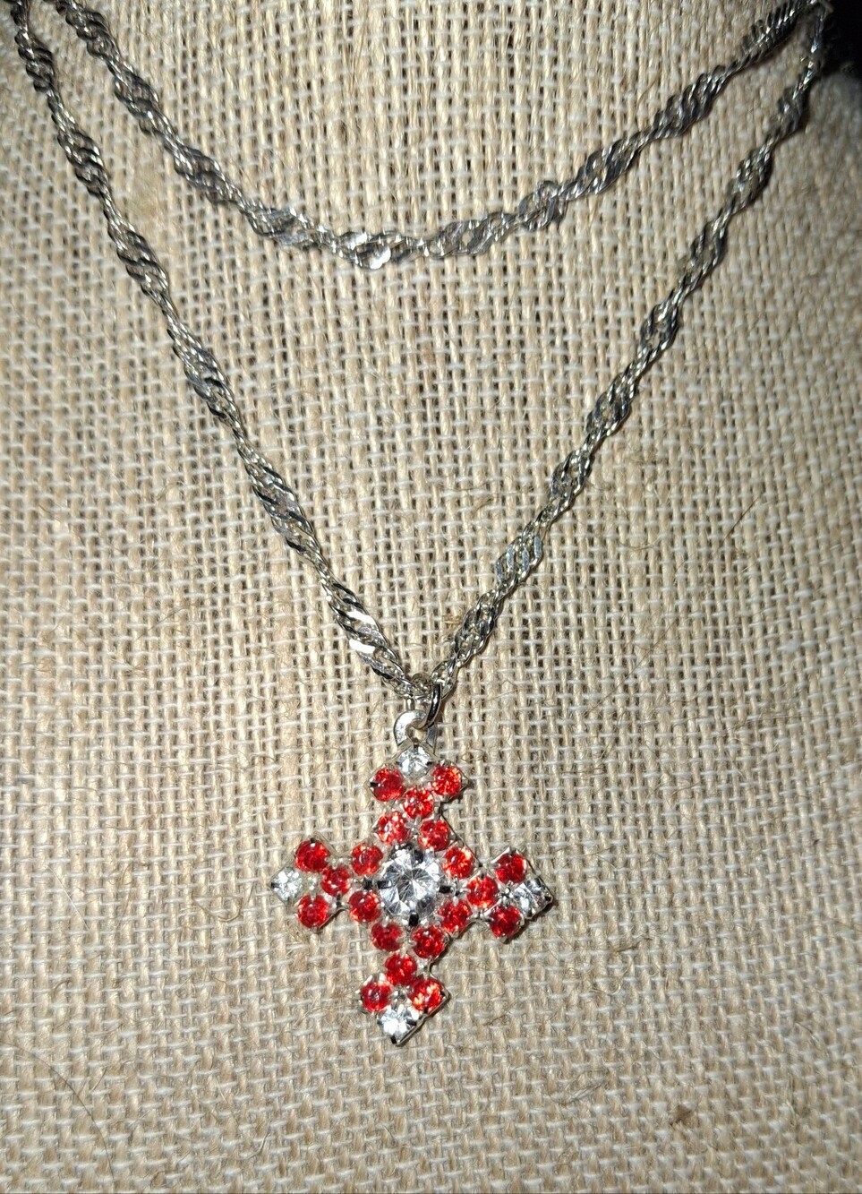 Sparkling Gothic Red And Clear Cross Rhinestone Pendant Twist Chain Silver