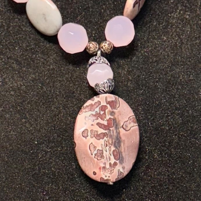 NECKLACE mauve grey stones flat ovals pink rounds brasstone metal beads toggle