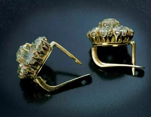 2Ct Round Cut Lab Created Diamond Cluster Stud Earrings 14K Yellow Gold Plated