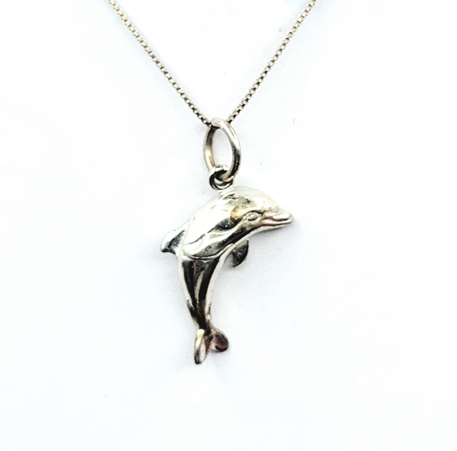 Sterling Silver Dolphin Pendant Nautical Themed Charm on 18″ Box Chain 3 gr