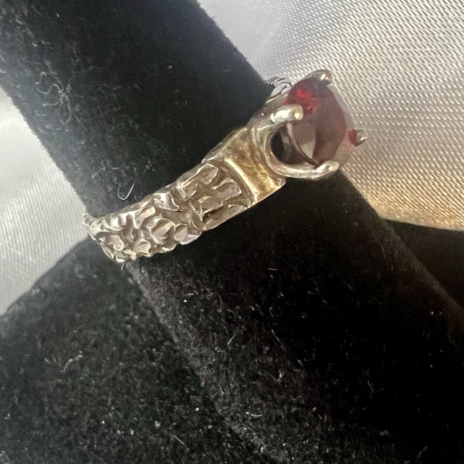 KBN Sterling Silver 925 Designer Signed Garnet Gemstone Ring Size 5.25
