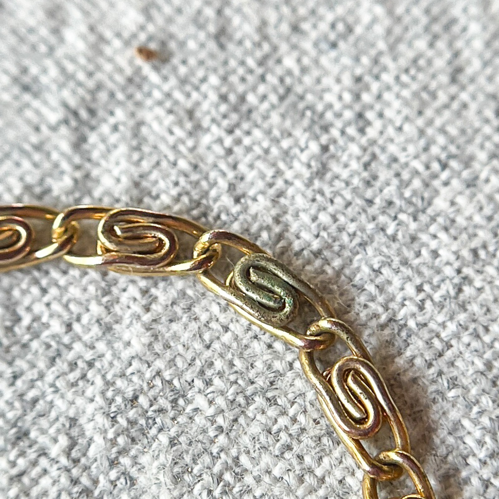 Vintage 1970s Flat Byzantine Scroll Link Chain Necklace 18K Gold Plated Unisex