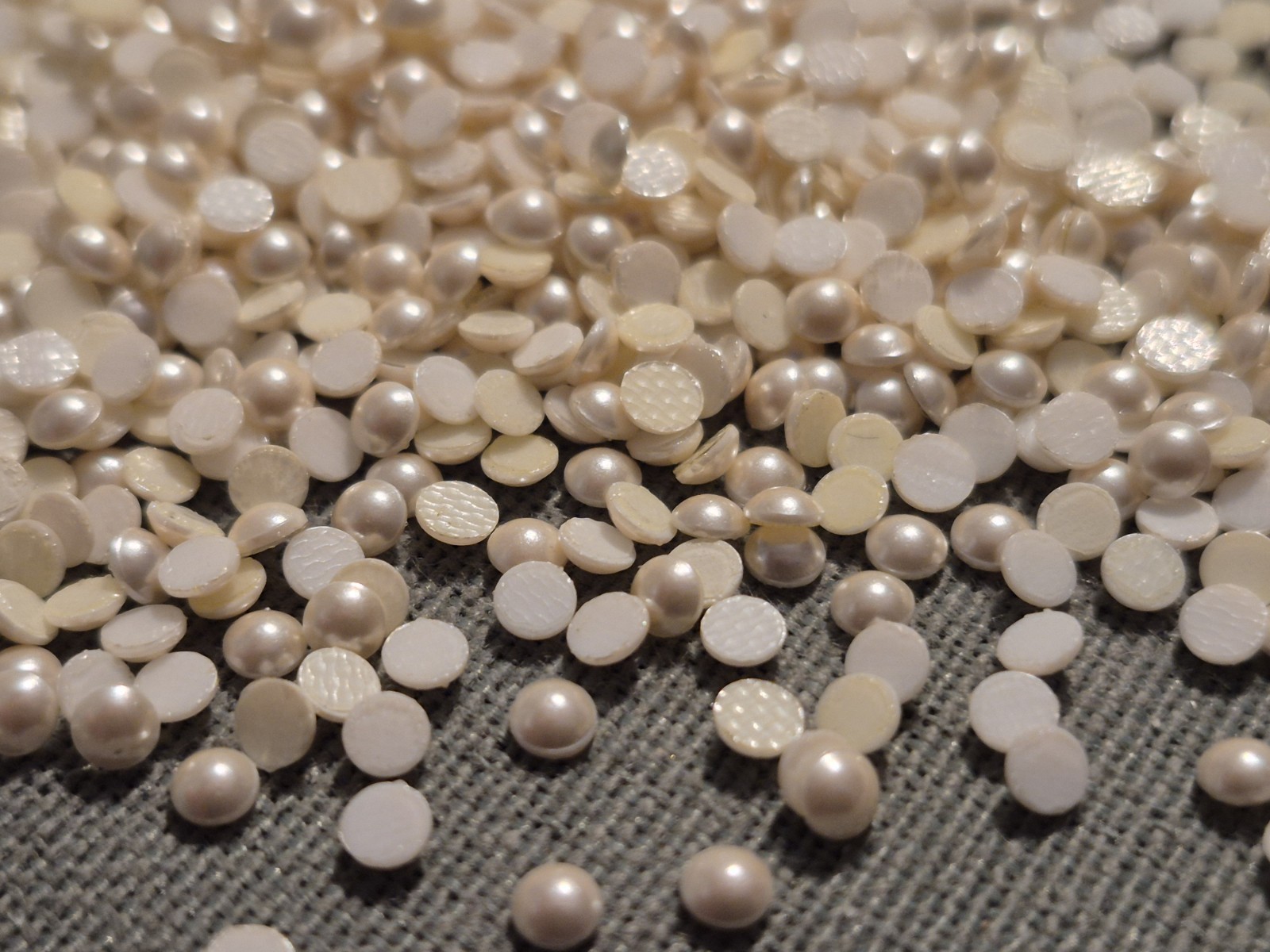 720 pcs. Swarovski CHALK WHITE CREAM PEARL Hotfix 10ss 1080/4