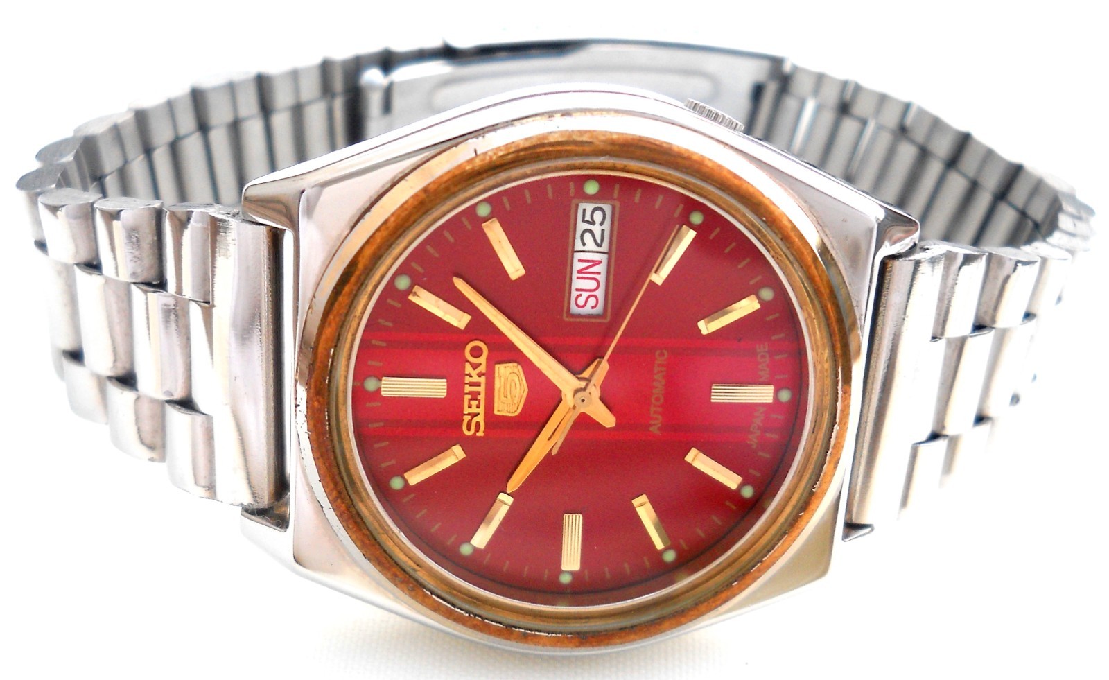 SEIKO 5 Automatic After Market Sunburst Ruby Red Dial — Pristine Condition Japan