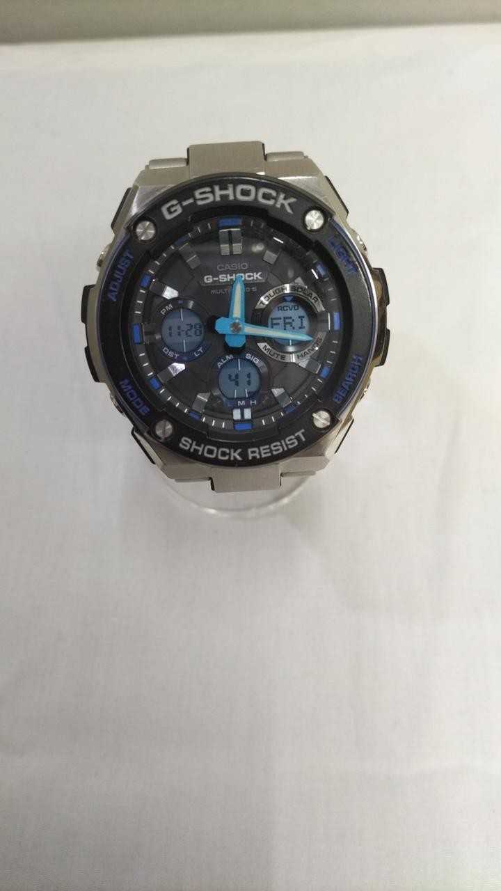 G SHOCK Body only Model GST W110D CASIO