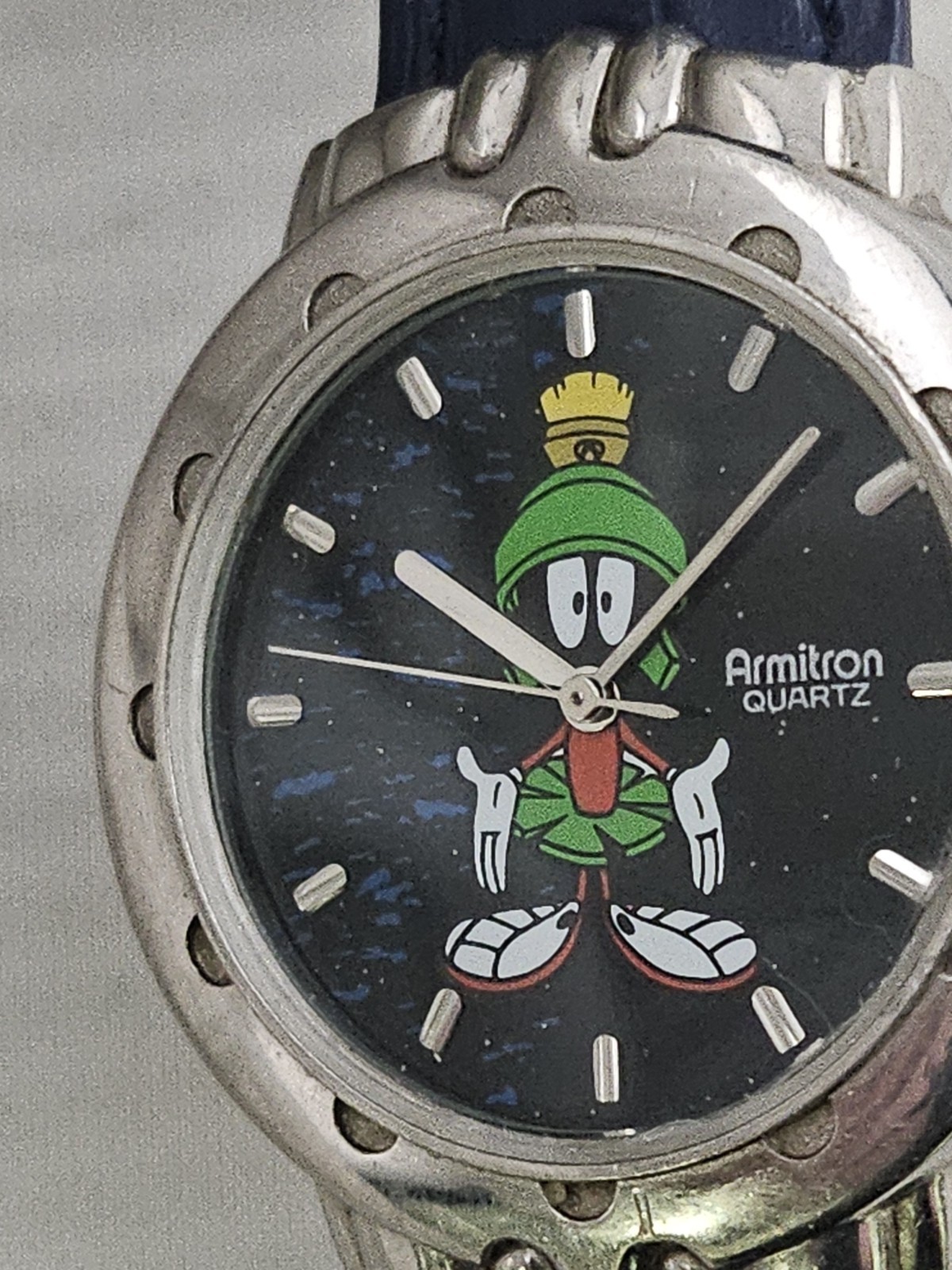 Vintage 1991 Armitron Marvin the Martian Looney Tunes Quartz Watch New Band Runs