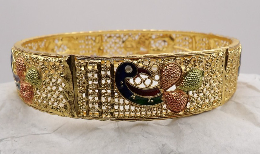 Gold-Tone Metal Bird Theme Bangle Bracelet Woman’s – 2 5/8 in dia.