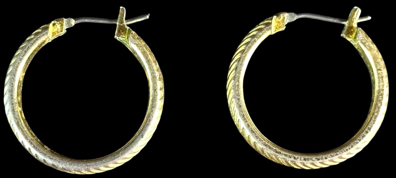 Vintage Gold-Tone Etched Diagonal Hoop Earrings Textured Pattern Latch Back