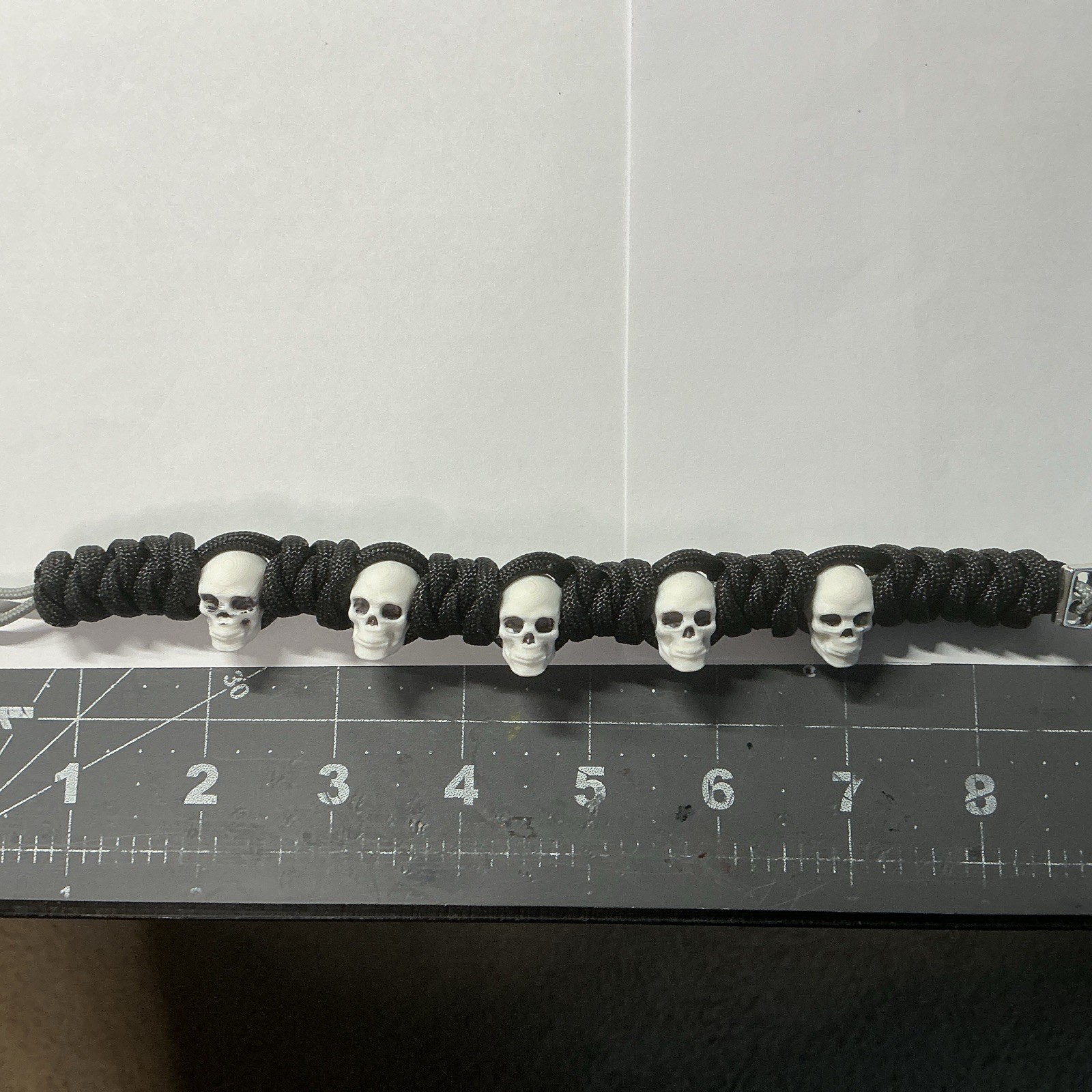 Skull Bracelet Paracord Goth Handmade 9 in. Black /white Skulls Anchor Clasp