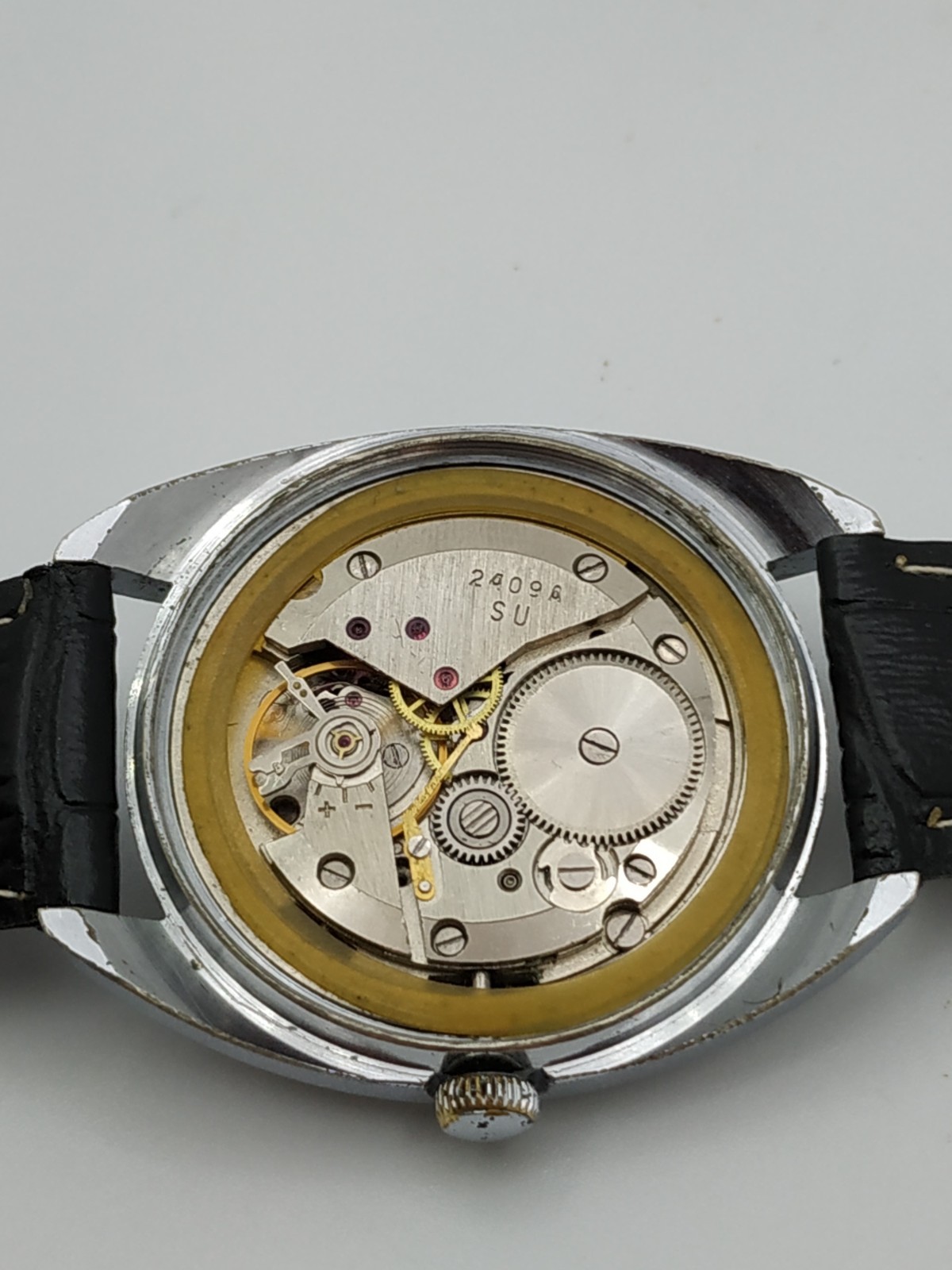 Retro Men’s Dress Watch Wostok Vintage USSR Mechanical Vostok 2409A Soviet ⭐
