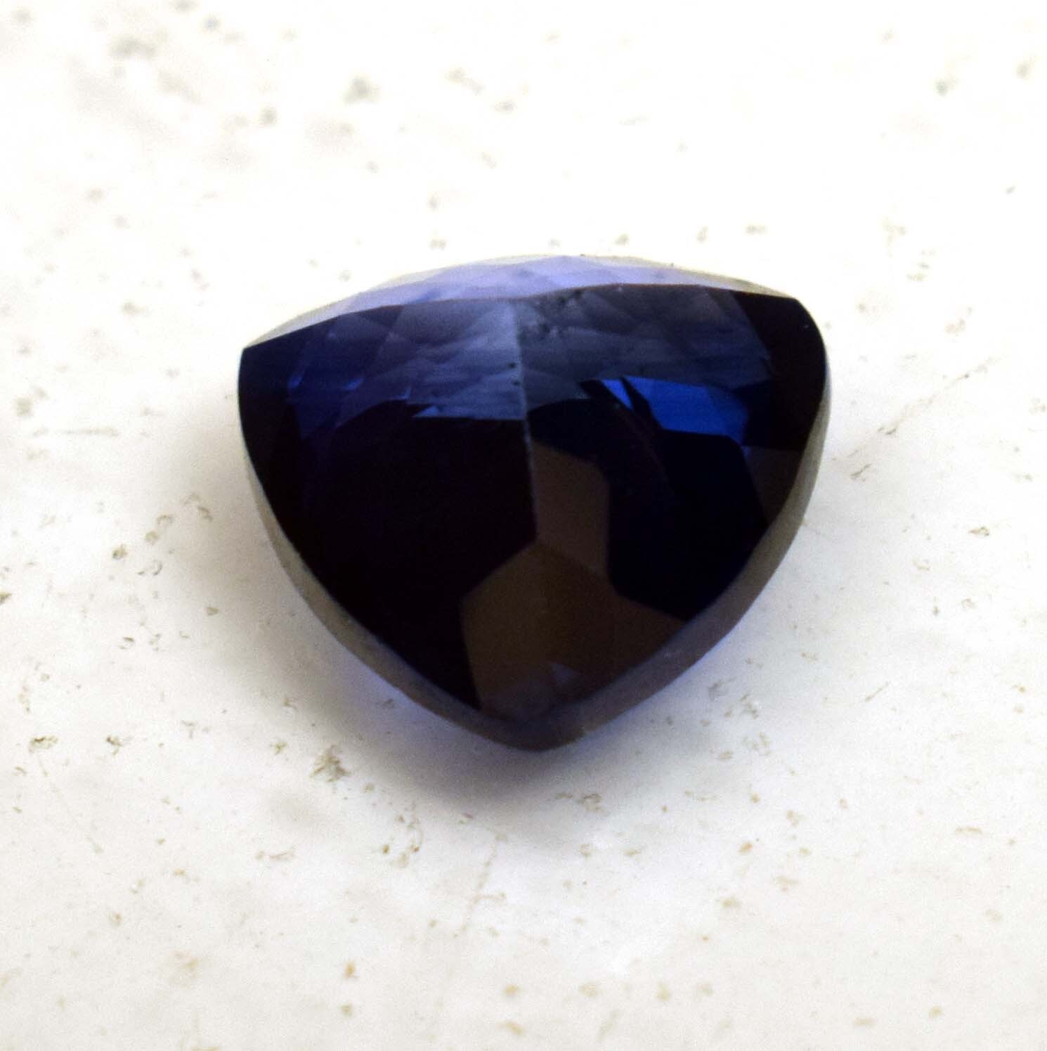 Lab Grown Blue Color Sapphire 4.55 Ct Certified Loose Gemstone For Ring Use