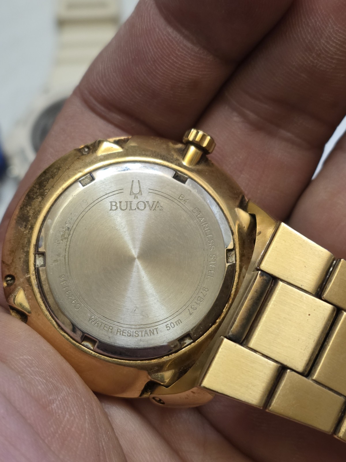 Vitage To Now Watches Lot 4 Parts Or Repair Non Working Bulova,Casio,Swatch D6