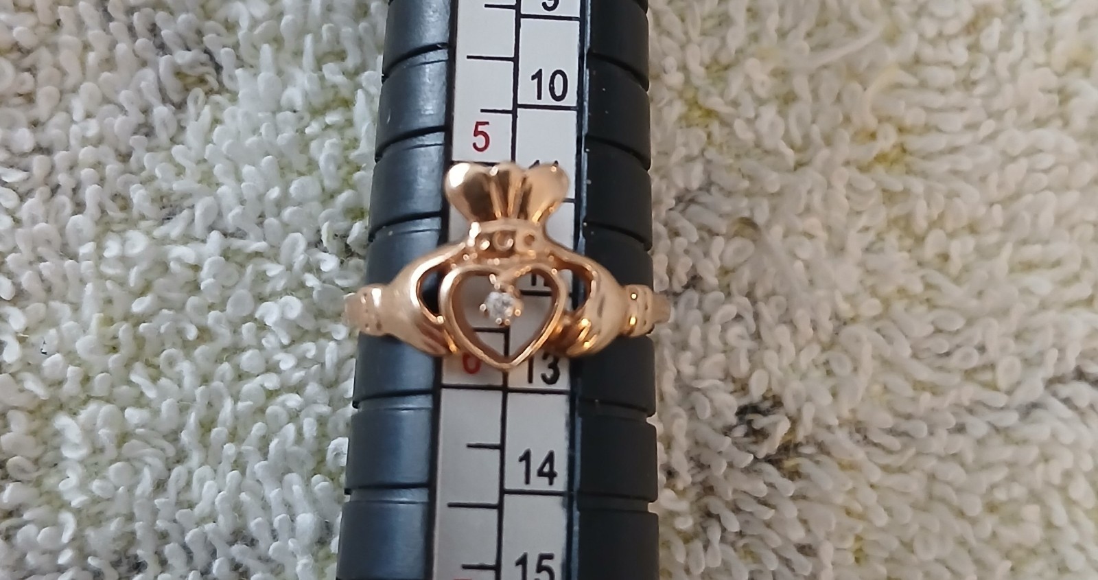 14k 14kp 1.95g Solid Yellow Gold with natural Diamond Claddagh size 5 1/2 Ring