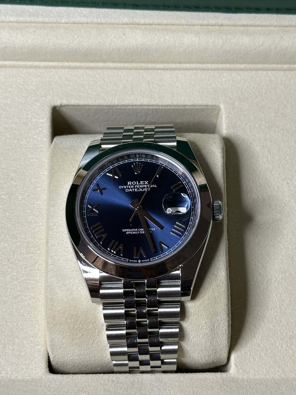 Rolex 2026 Datejust 126300 Silver Jubilee Bracelet with Silver Bezel