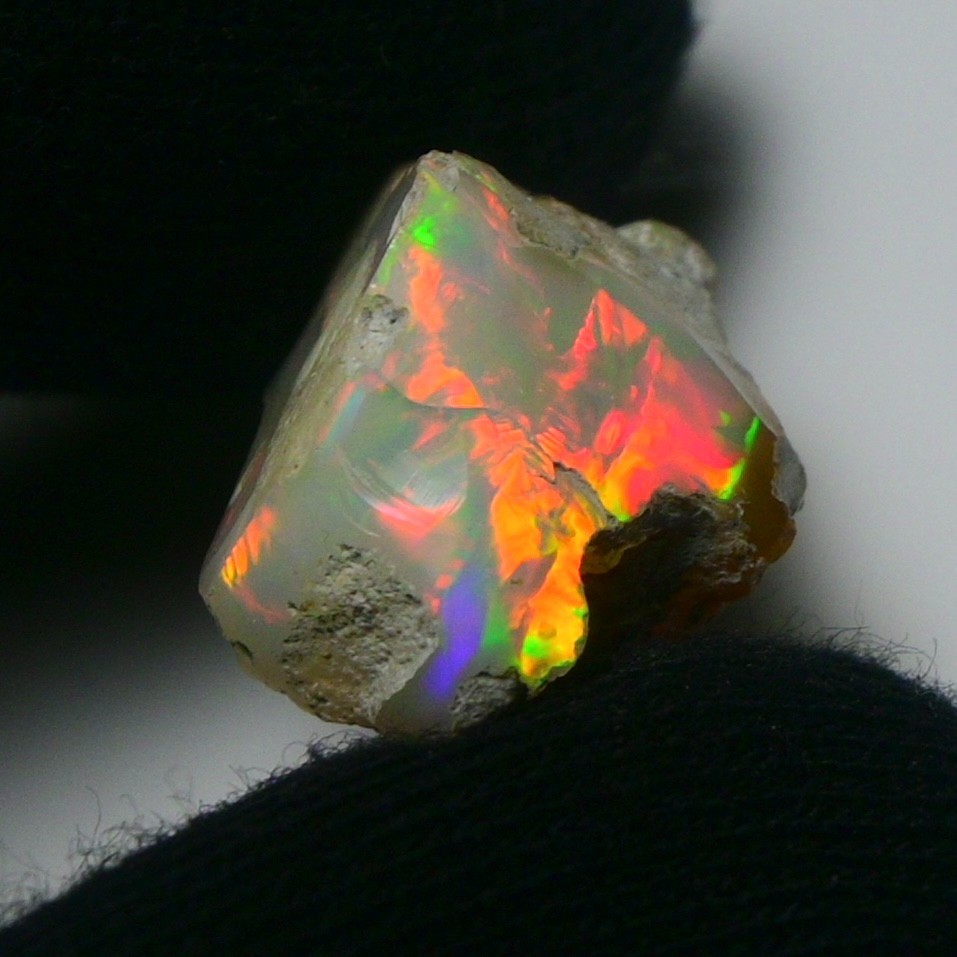 Natural Ethiopian White Opal Rough 21.25 Ct – Ideal for Jewelry, Welo Fire Opal