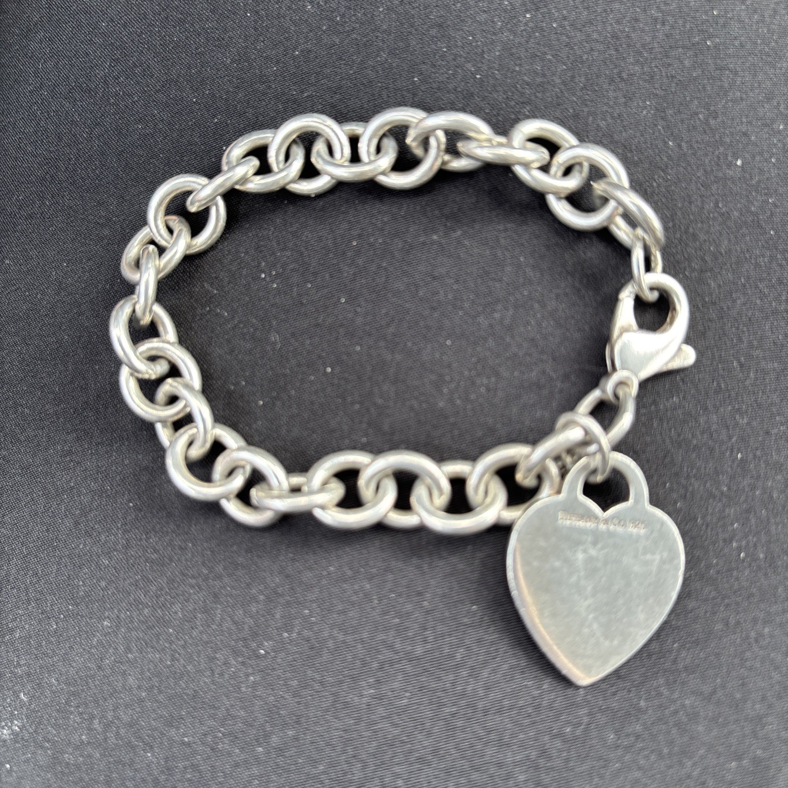 Tiffany & Co. Bracelet with Heart Tag in Sterling Silver vtg 2002
