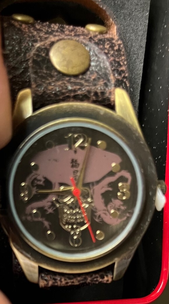 Pirates of the Caribbean “Hidden Treasure” Wristwatch Disney MZBerger NEW in Tin