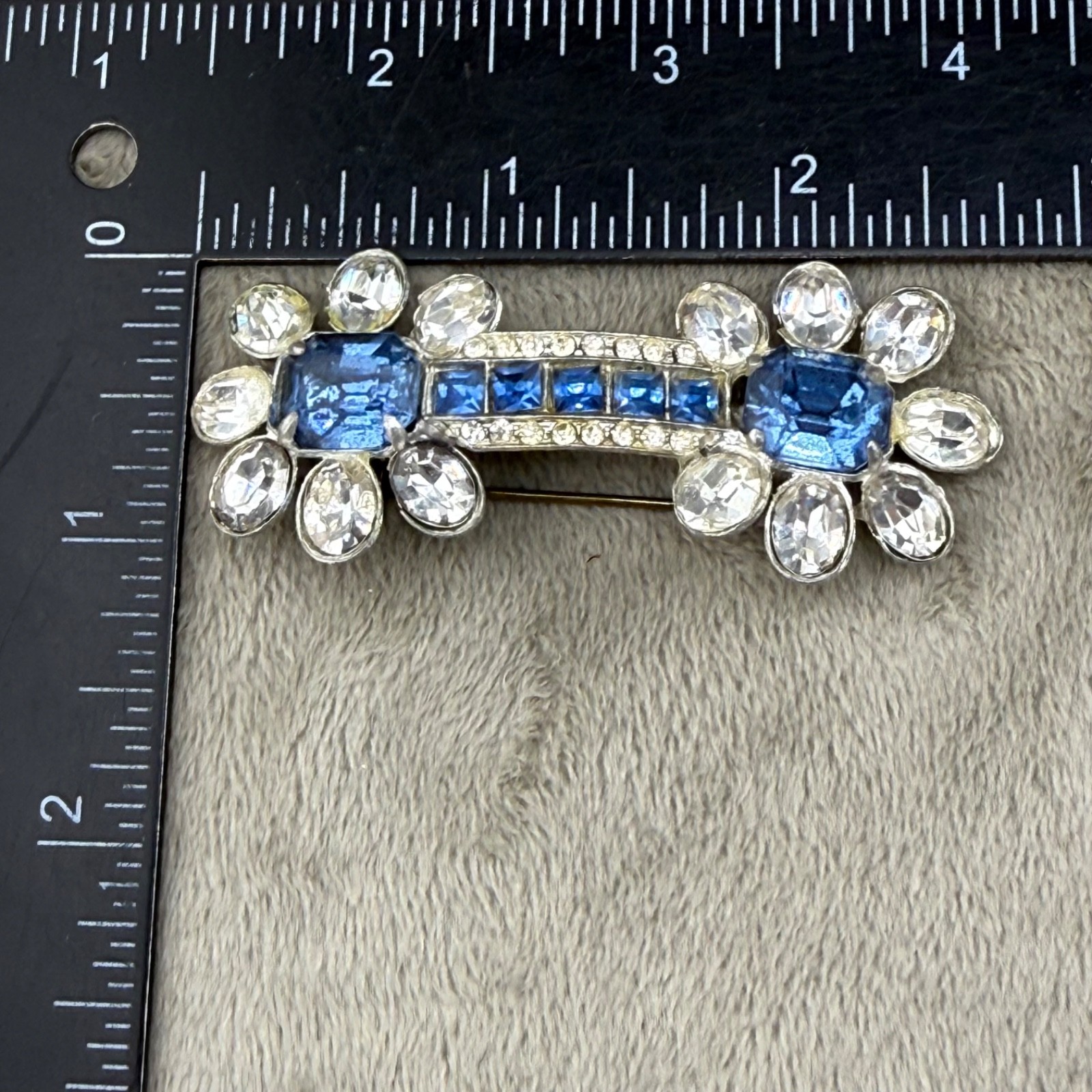Vintage Art Deco Rhinestone Brooch Blue Silver Tone