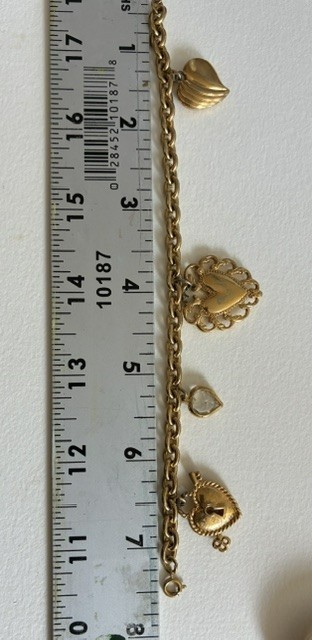 359–Vintage Gold-Plated Charm Bracelet Heart Design 7 1/2″