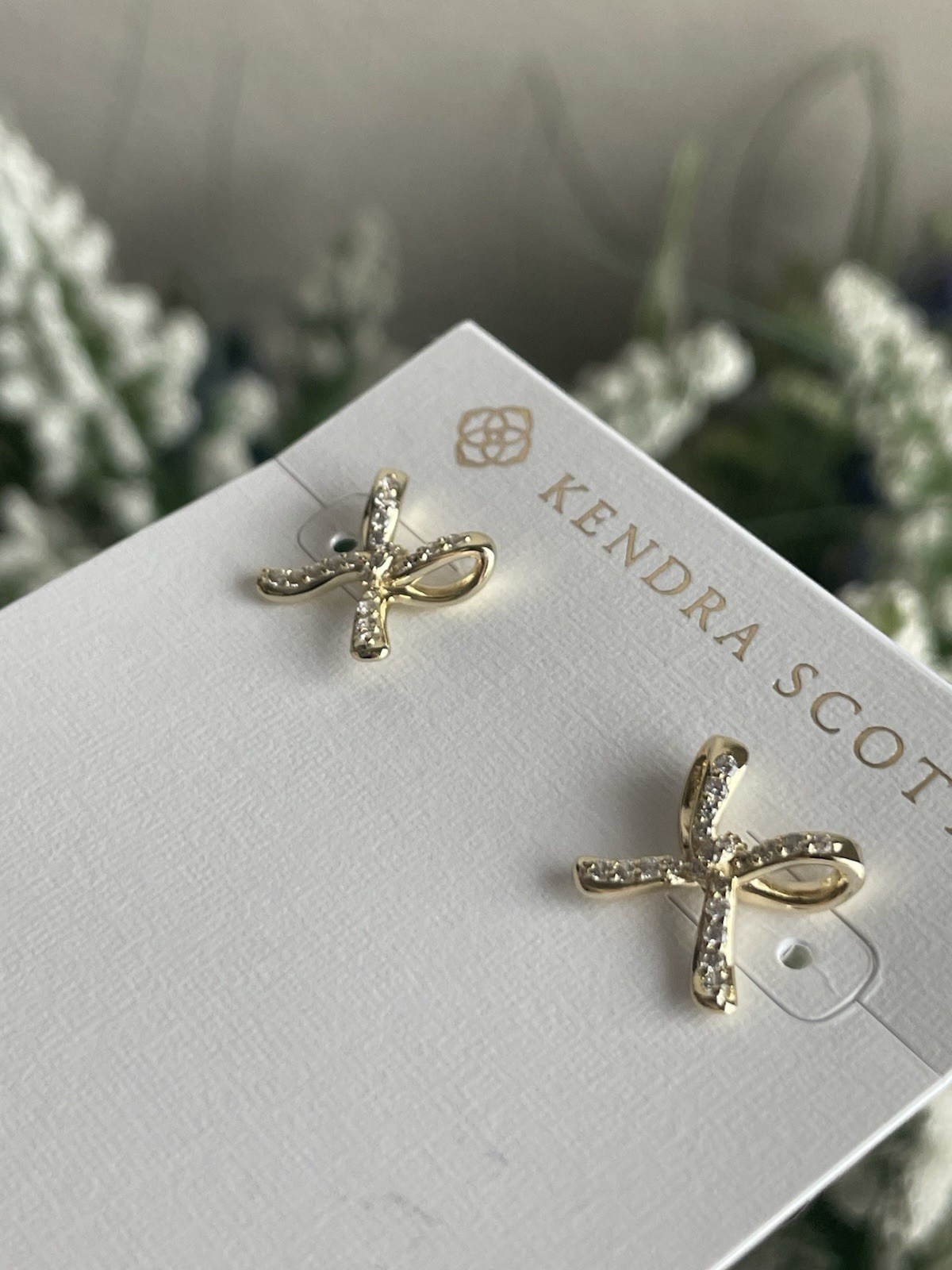 Kendra Scott Gold Tone Sasha Stud Earrings Bow Design Clear Crystals New W/ Tag