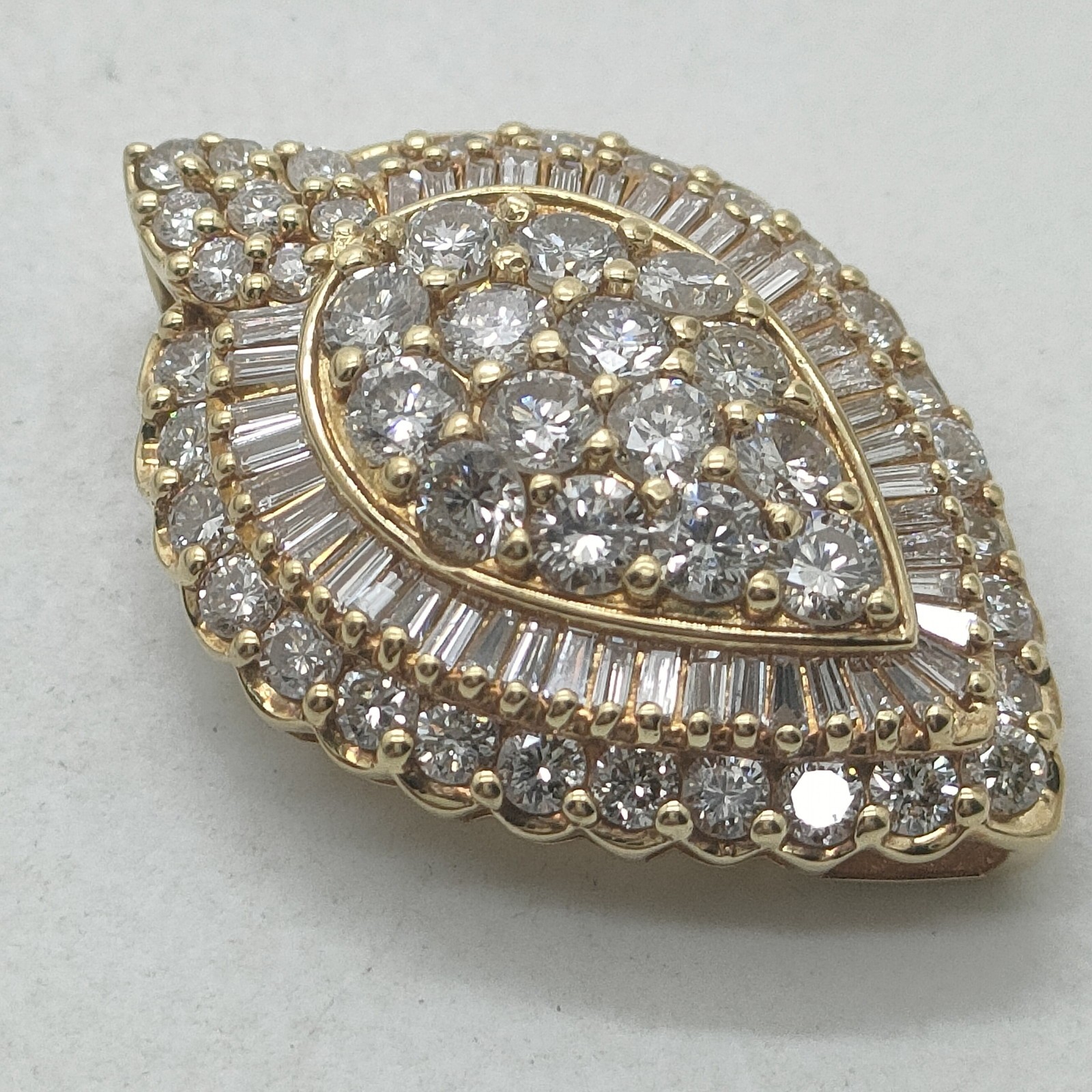 Jewelry Pendant Head Natural Diamond 2.52ct Gold 2662901