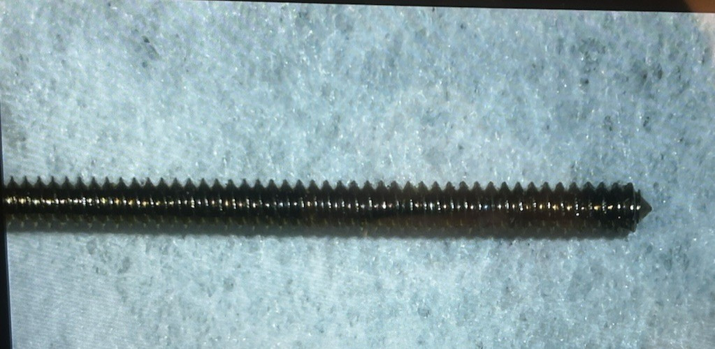 Seiko – Winding Stem – 351 890 – .77 mm – Tap 11 – 16.20 mm long