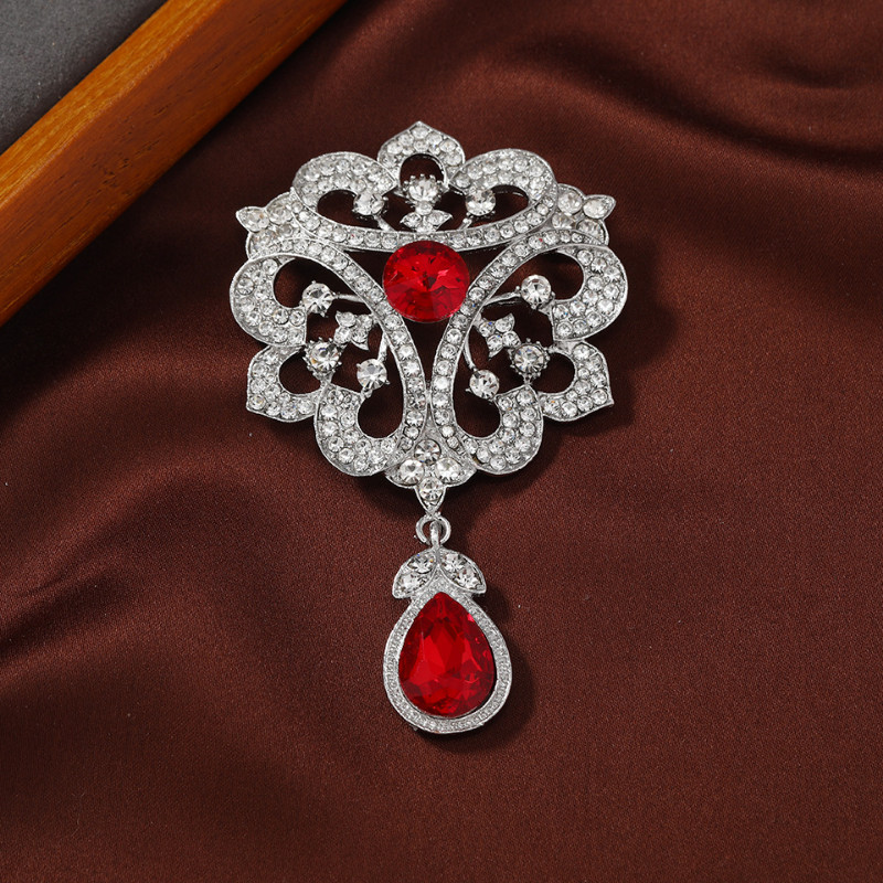 Women Men Vintage Brooch Pin Elegant Enamel Pin Antique Jewelry Noble Gift