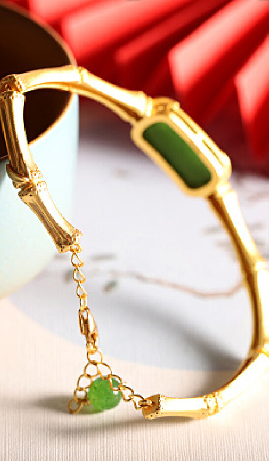 I03 Bamboo Bracelet with Green Jade Sterling Silver 925 Gold Plated