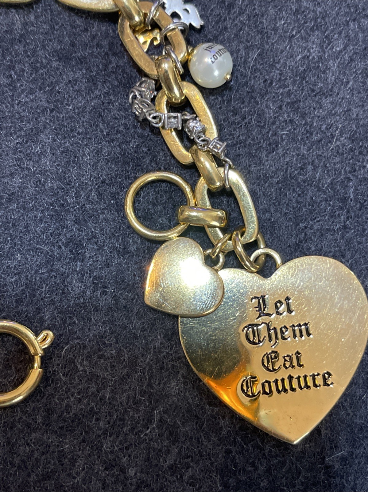 Juicy Couture LET THEM EAT COUTURE Heart Pearl Charm Bracelet Gold Tone