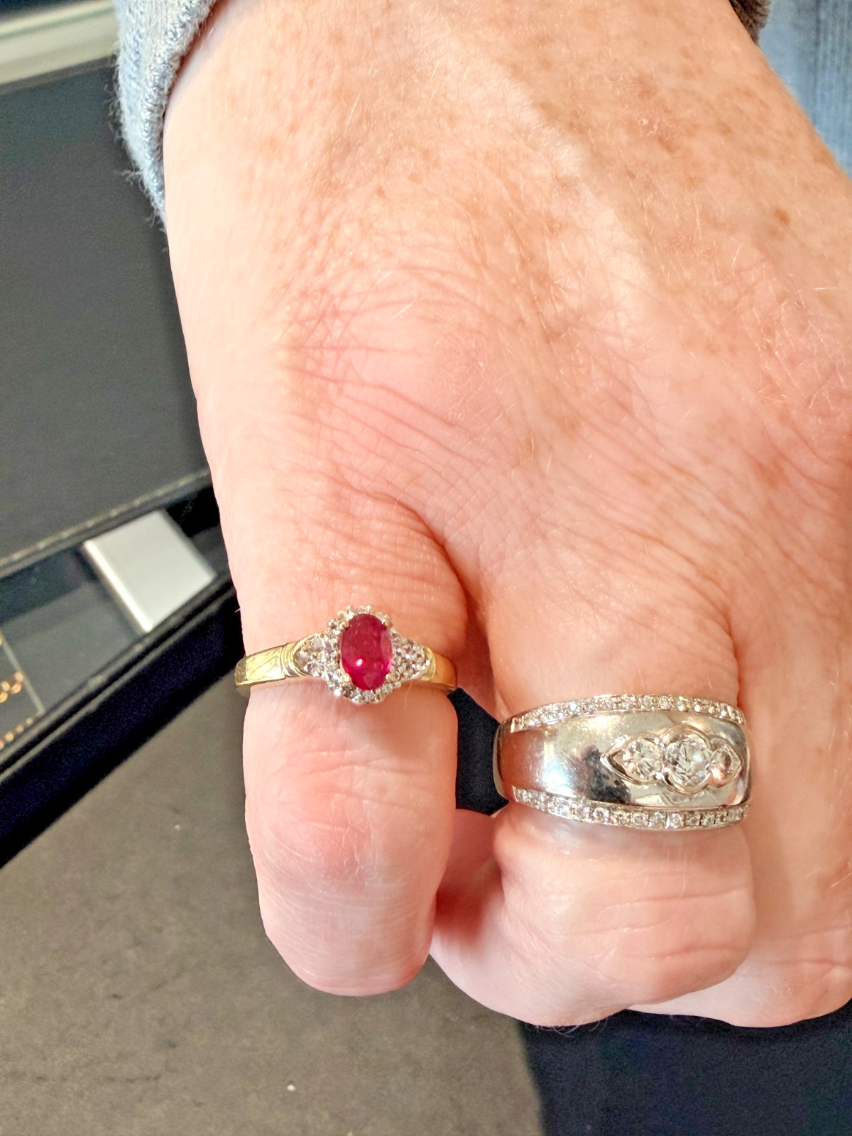Stunning 9ct Yellow Gold & Ruby Ring – CZ’s – English – London