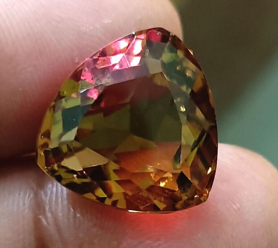 Natural 16.50 Ct Bi – Color Changing Andalusite Certified Cushion Loose Gemstone
