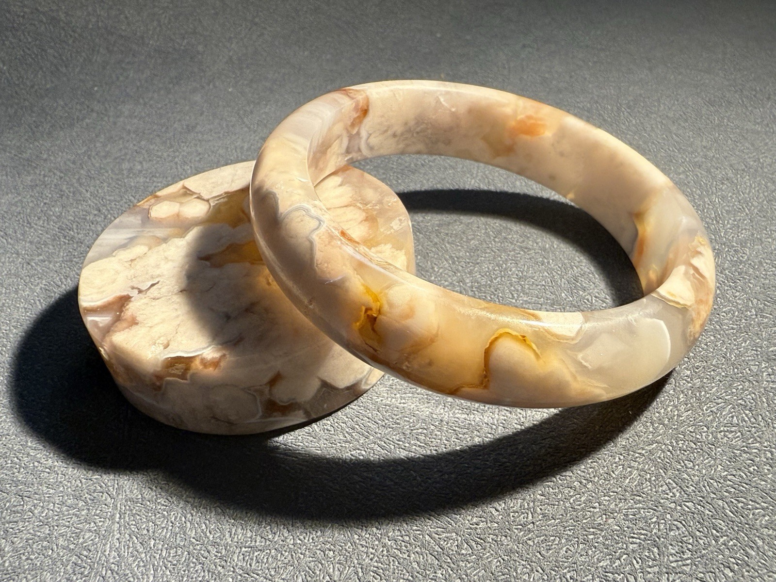 58.3mm Madagascar Sakura Agate Cherry Blossom Bangle/Flowers Blossom