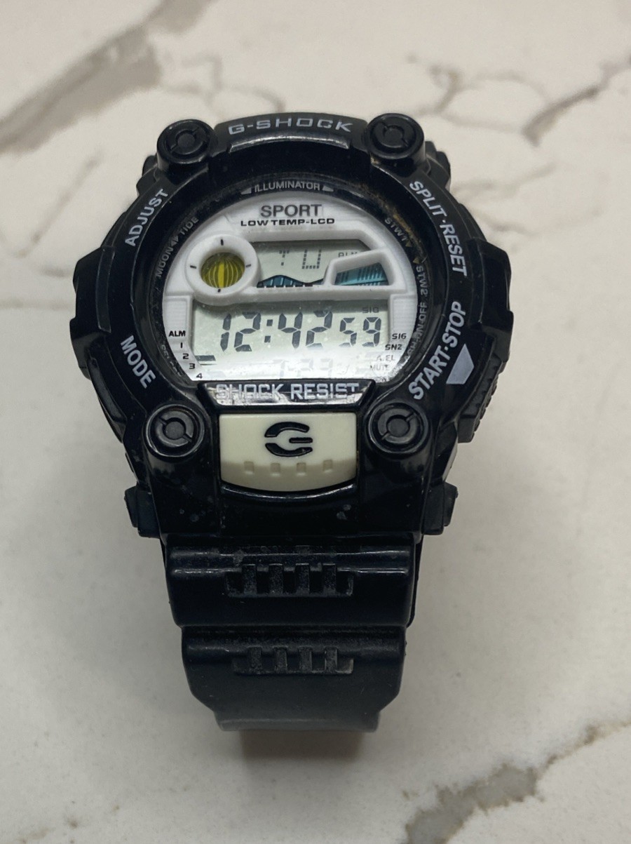 Casio G-Shock WR20BAR Red Black Men’s 200M Quartz Watch Working