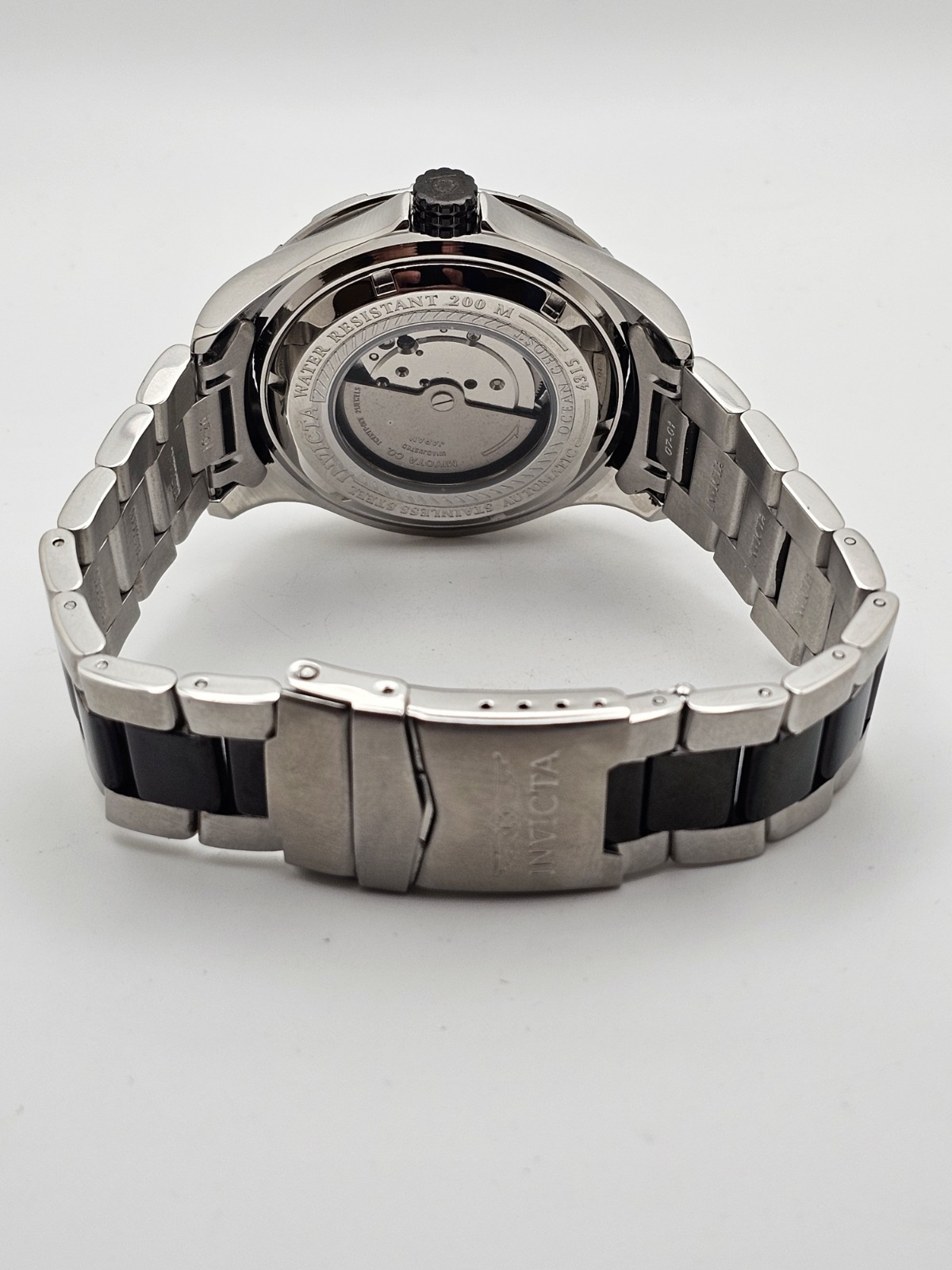 Neo-Vintage Invicta “OCEAN GHOST” Men Automatic Date Watch Black Dial Twotone