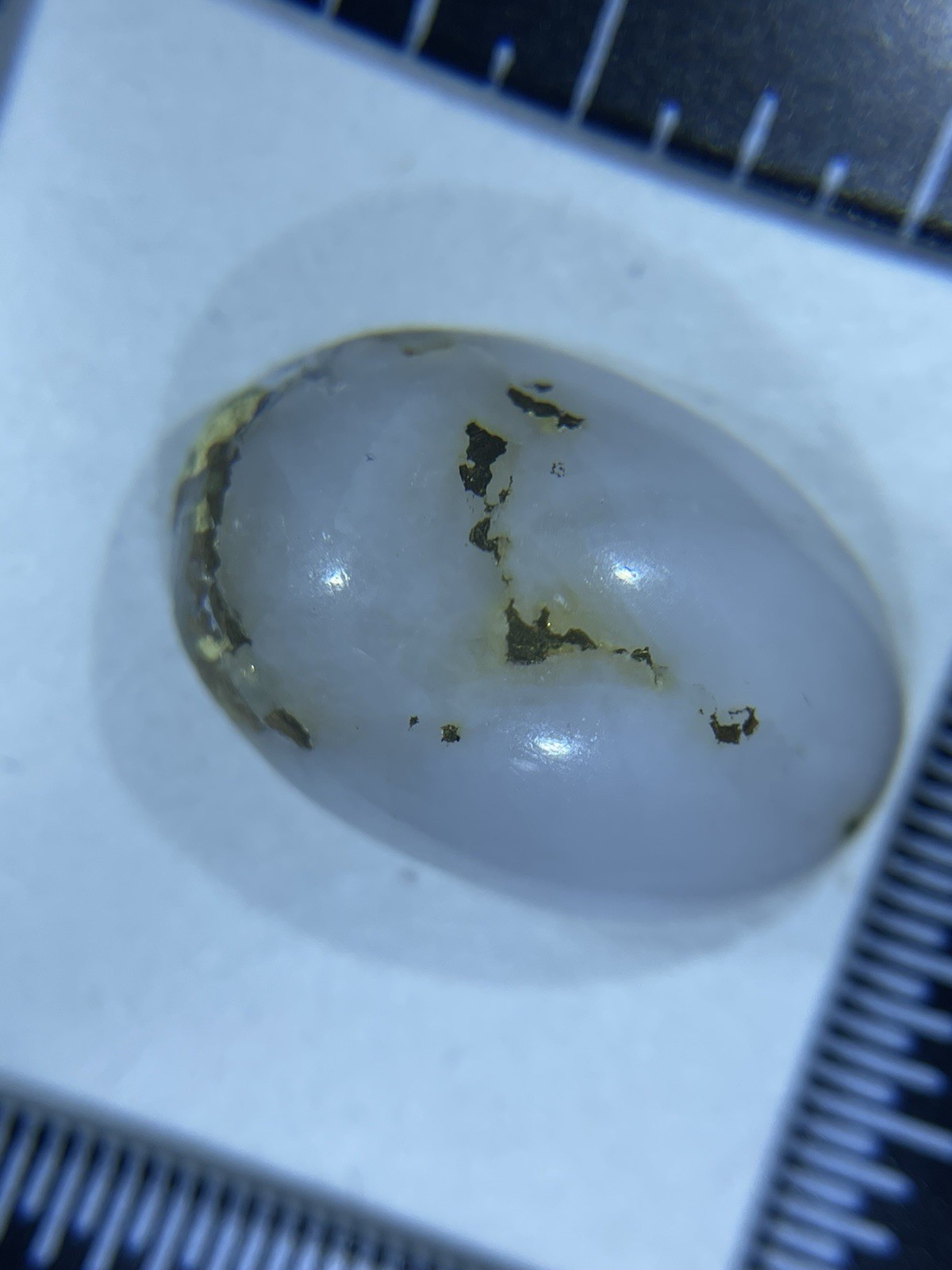 California Gold Vein Quartz Oval Cabochon Natural Gemstone 6.6ct 14.2×9.7×4.6mm