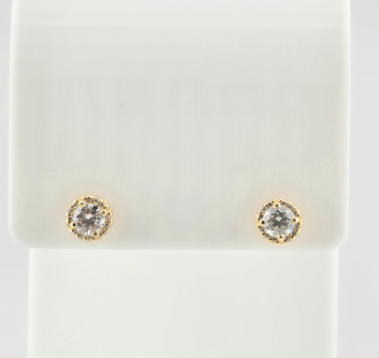 14K YELLOW GOLD AND DIAMOND EARRINGS .65CTTW 4.0MM H-I SI – 305122
