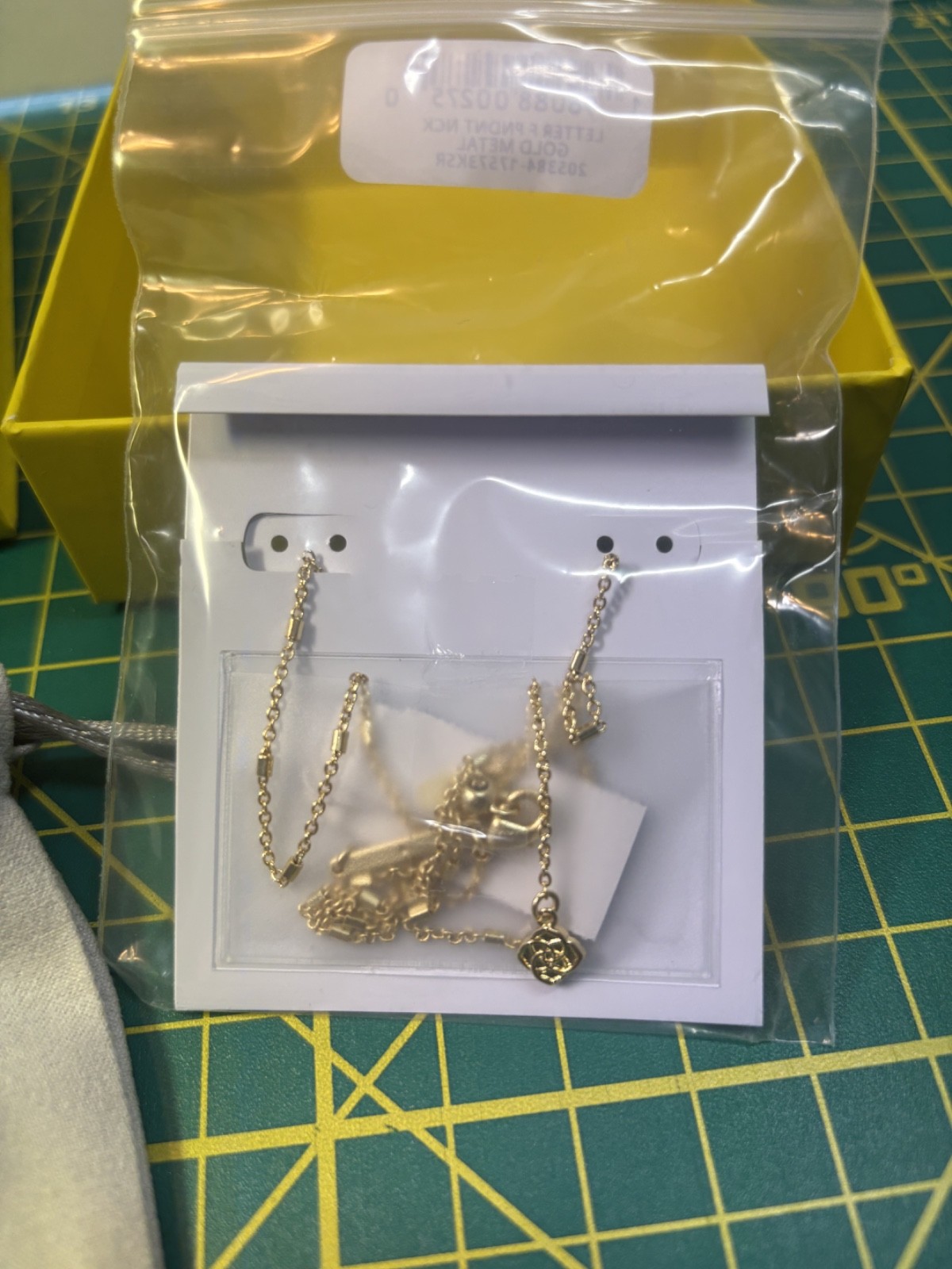 Kendra Scott Letter F Pendant Necklace in Gold- New In Box