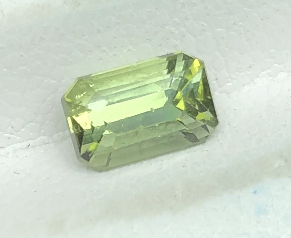 Mint Green Chrysoberyl 1.03 Ct loose gemstones