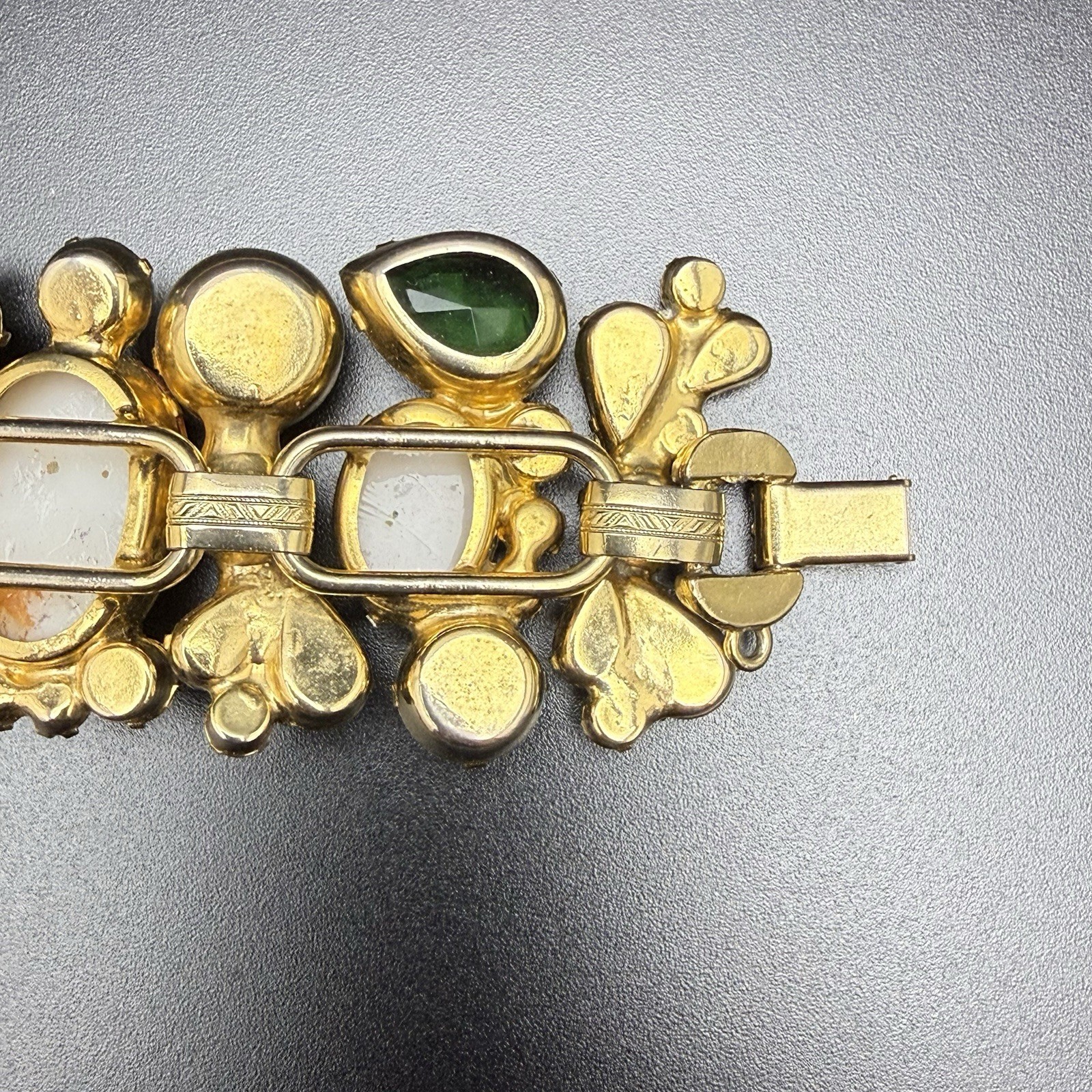 Vintage Juliana D&E Stipple Easter Egg Bracelet Brooch Clip Earrings Book Set